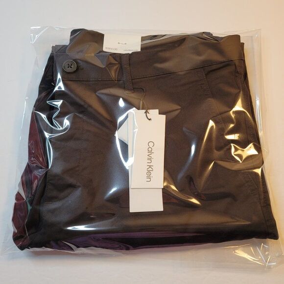 Calvin Klein Men's Straight-Fit Stretch Chino Pants - Picture 4 of 4